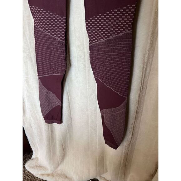 Spanx Look At Me Now Seamless Moto Leggings Woman’s Size XL - Picture 2 of 11